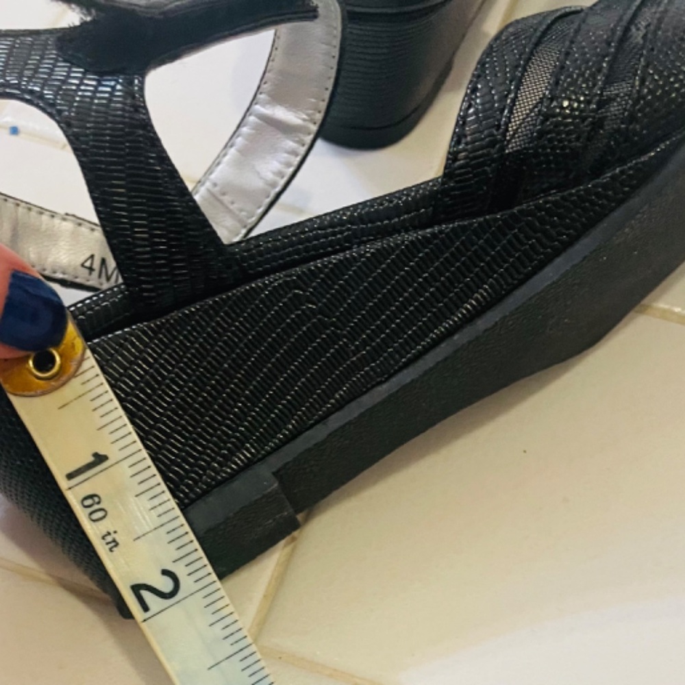 David Tate Sandals size 4 - Picture 6 of 8